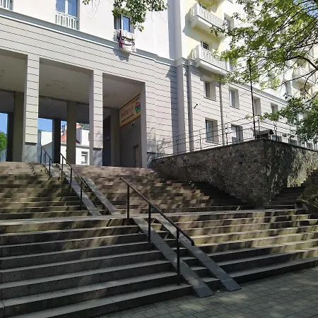 Przystan U Artystow アパート *